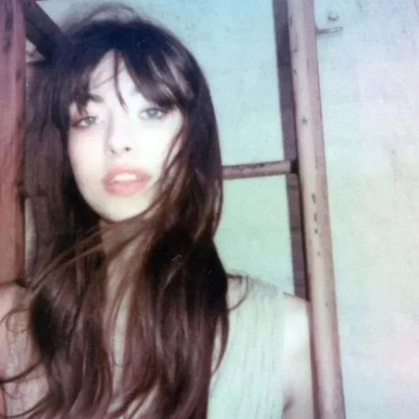 Hilary Ford (yyyzxz.lens) Lens social identity (.lens handle) PFP