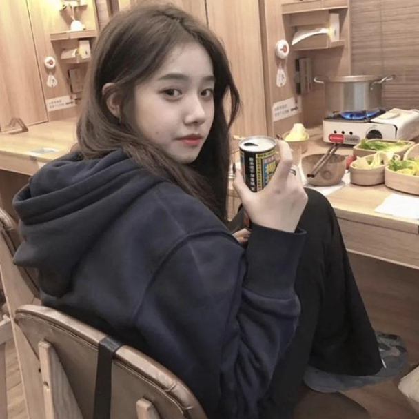 Xenia Newton (fffuuu.lens) Lens social identity (.lens handle) PFP