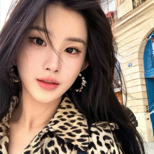 Helen (helenane.lens) Lens social identity (.lens handle) PFP