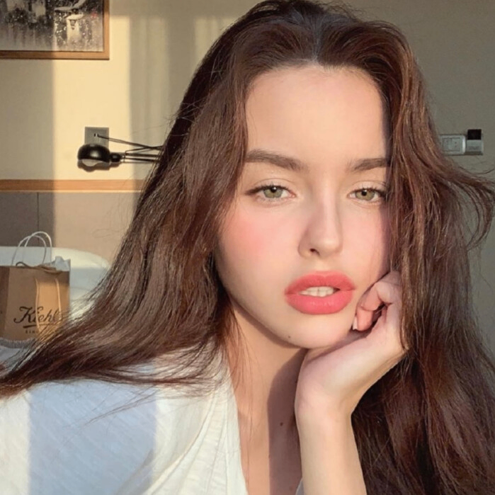 LoganSamuel (logansamuel.lens) Lens social identity (.lens handle) PFP