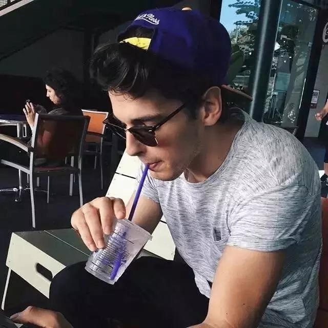 FilmicFakir (sparklystarfish.lens) Lens social identity (.lens handle) PFP