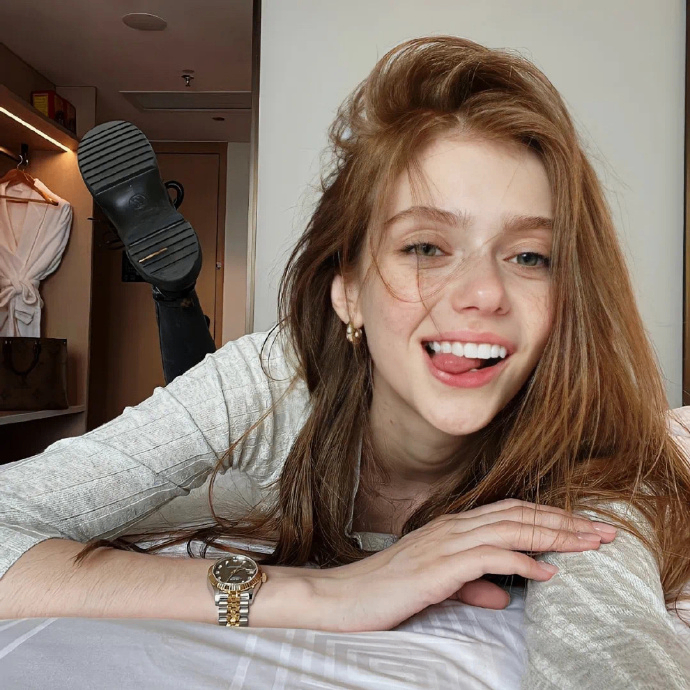 Success (succesz.lens) Lens social identity (.lens handle) PFP