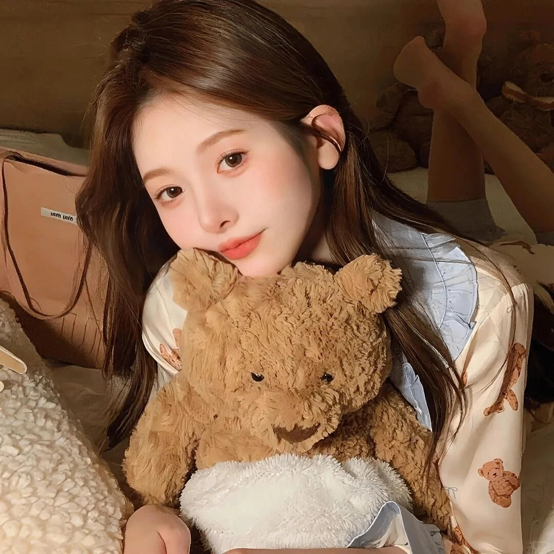 Eternity (bshsj9.lens) Lens social identity (.lens handle) PFP