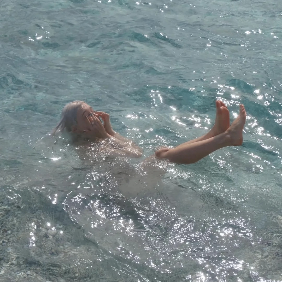 efshsegseg (10ava.lens) Lens social identity (.lens handle) PFP