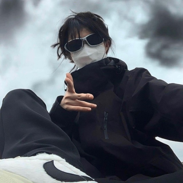 adriano (sdawgdsa.lens) Lens social identity (.lens handle) PFP