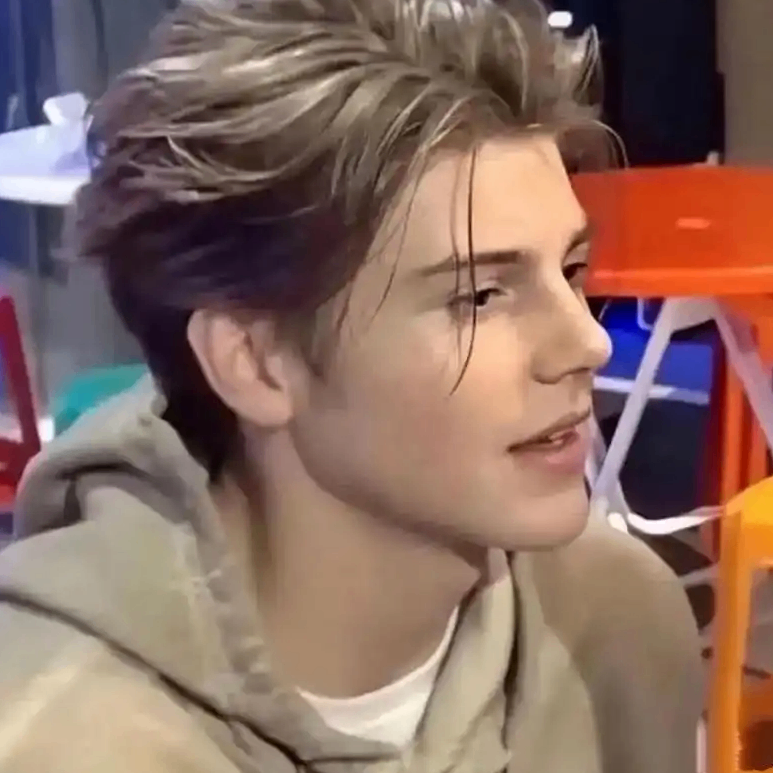 Jennifer Toby (bonniessw.lens) Lens social identity (.lens handle) PFP