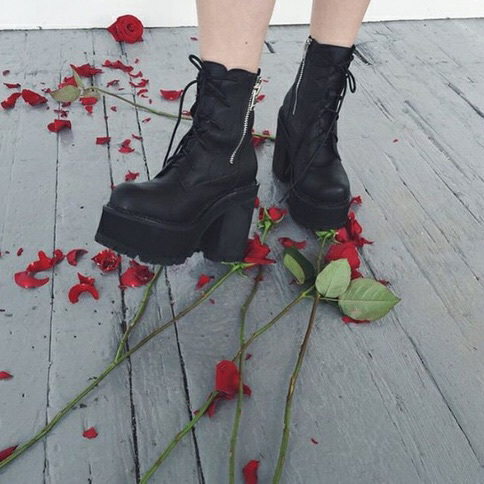 Gyongyi (wgytg.lens) Lens social identity (.lens handle) PFP