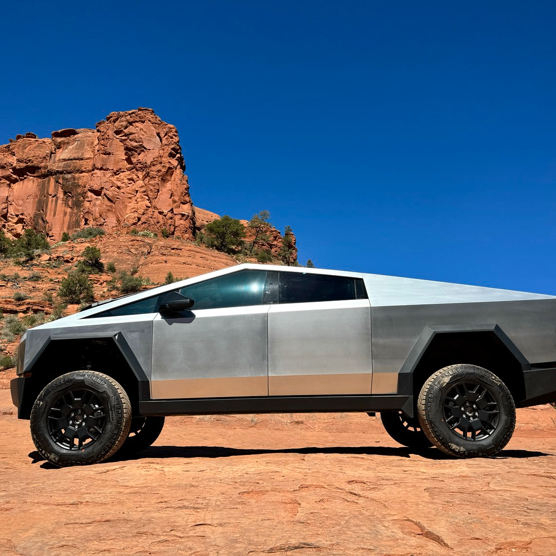 brother(🟡,🟡) (0xdick.lens) Lens social identity (.lens handle) PFP