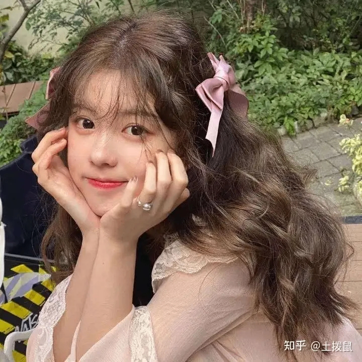 Phyllis Stevenson (zzzzaa.lens) Lens social identity (.lens handle) PFP