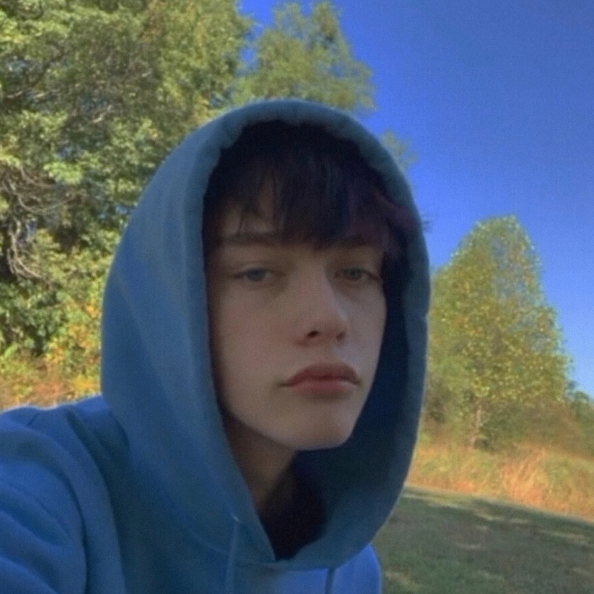 Frank Houston (yyyqax.lens) Lens social identity (.lens handle) PFP