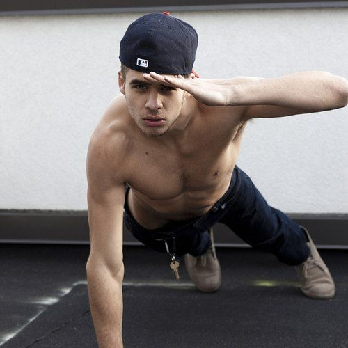 Dinam (dinam4.lens) Lens social identity (.lens handle) PFP