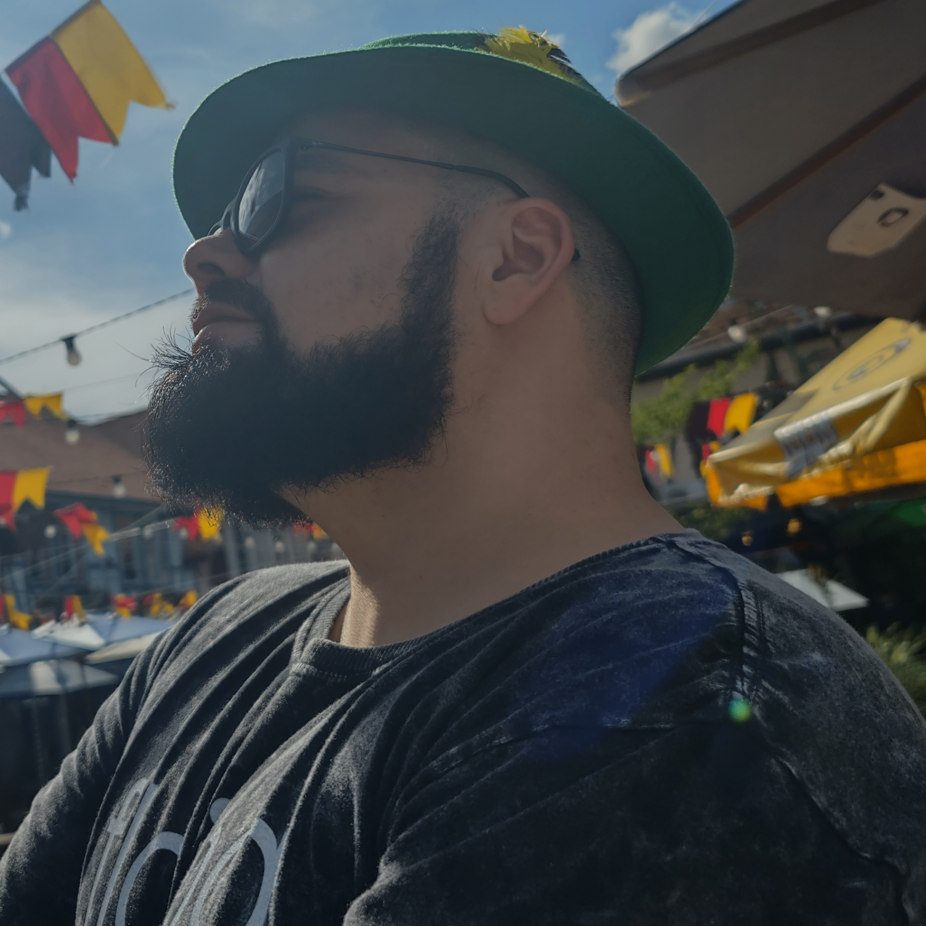 Dan B. (danbernardo.lens) Lens social identity (.lens handle) PFP