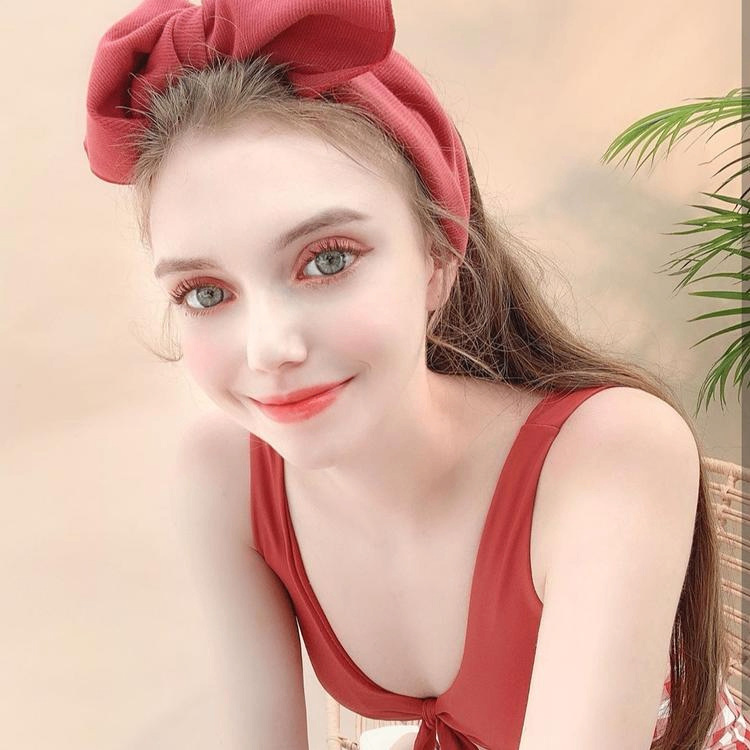 Azurabora (azurabora.lens) Lens social identity (.lens handle) PFP