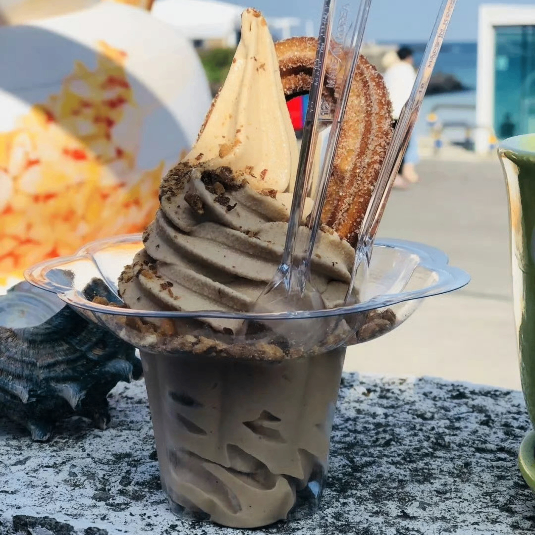 Megan (autismer.lens) Lens social identity (.lens handle) PFP