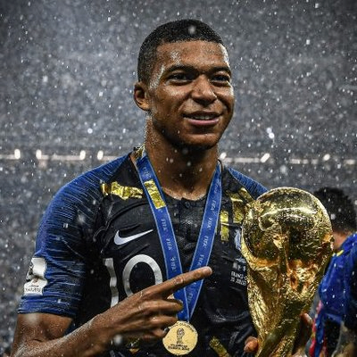 just a guy who loves movie (aegoner.lens) Lens social identity (.lens handle) PFP