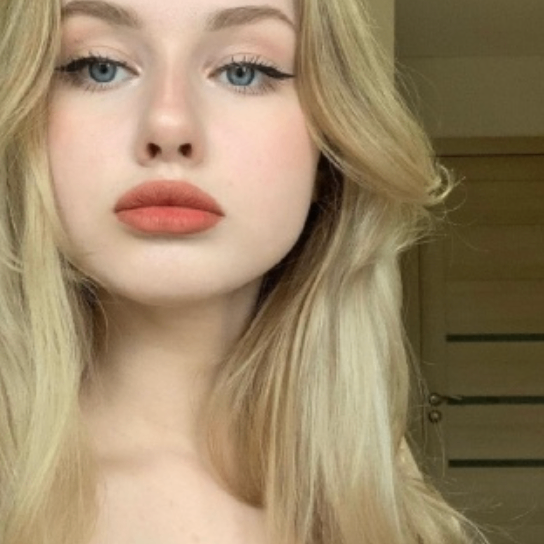 fgfghttg (fffrdcvv.lens) Lens social identity (.lens handle) PFP